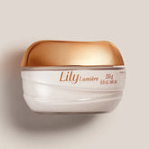 LILY LUMIÈRE SATIN BODY CREAM 250g | O Boticário